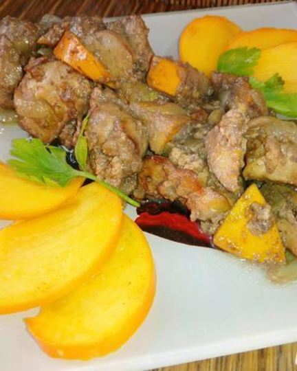 Рецепт куриной печени с хурмой