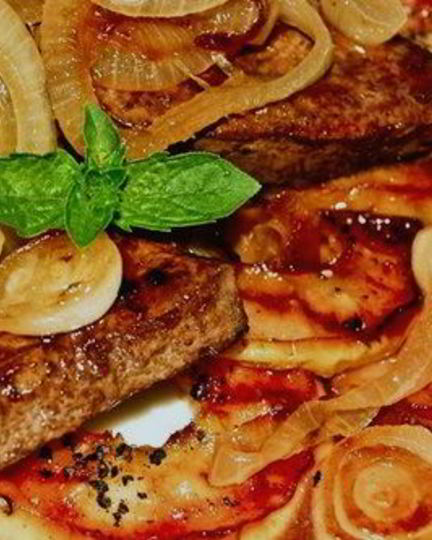 Рецепт печени по-берлински leber berliner art с яблоками