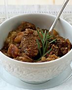 Печенка цесарки с луково-яблочным соусом