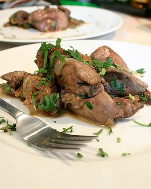 Утиная печень с луком