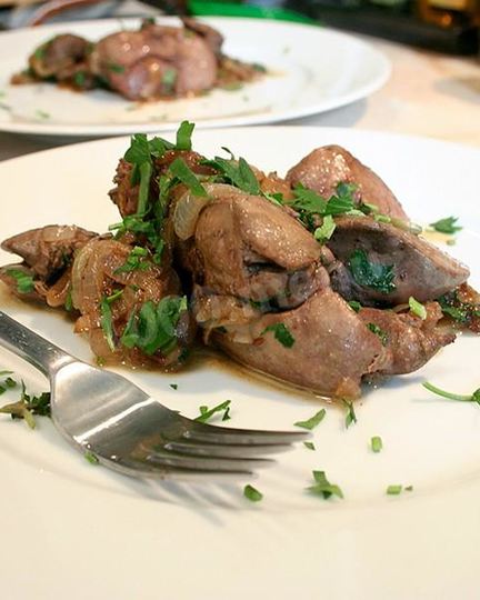 Рецепт утиной печени с луком