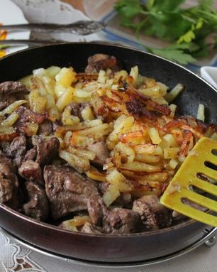 Жареная картошка с печенью