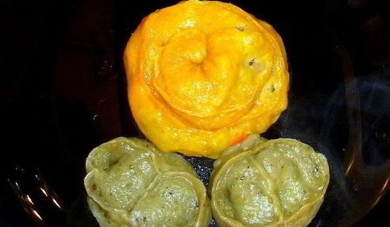 ароматное зеленое пельменное тесто