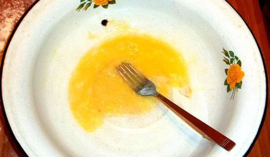 ароматное зеленое пельменное тесто