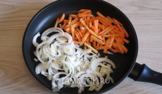 пельмени по-амурски в горшочках