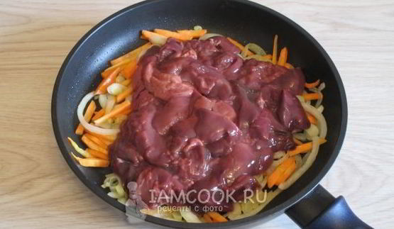 пельмени по-амурски в горшочках