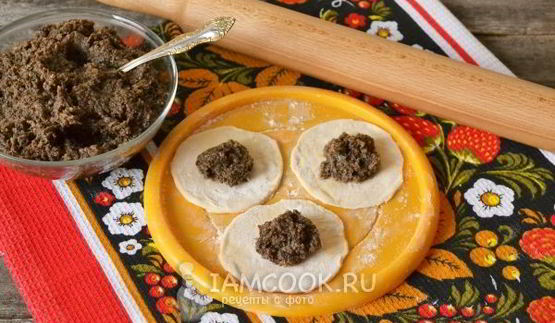 пельмени с грибами