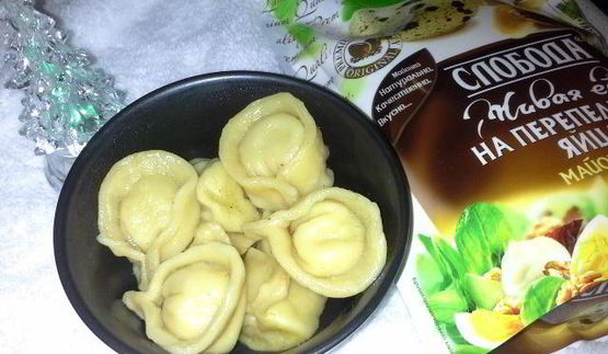 пельмени-ушки из морковного теста