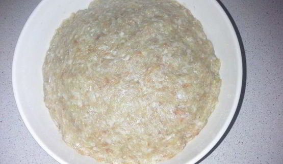 пельмени-ушки из морковного теста