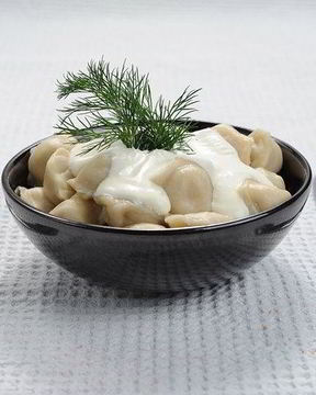 Пельмени в горшочке в молоке