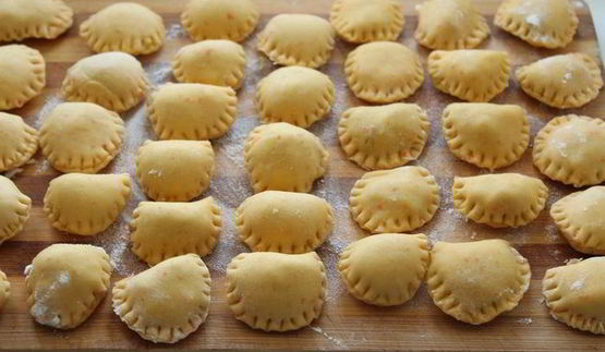 пельмешки из тыквенного теста