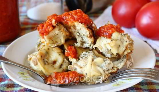 жареные пельмени с яйцом