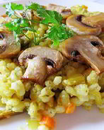 Диетический плов с грибами