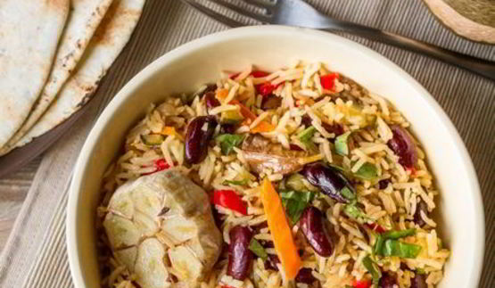 овощной плов с лесными грибами и фасолью