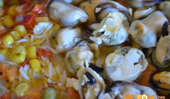 паэлья с мидиями