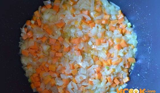 паэлья с мидиями