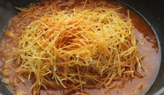 паэлья с пастой и морепродуктами фидеуа