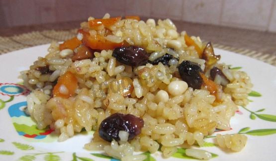 плов фруктовый