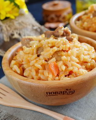 Плов на сковороде со свининой