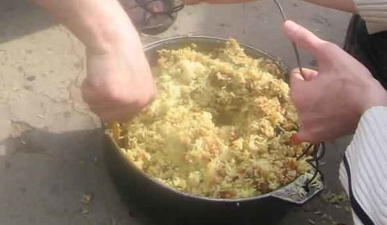 плов праздничный по-узбекски