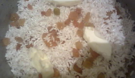 плов с курагой и изюмом