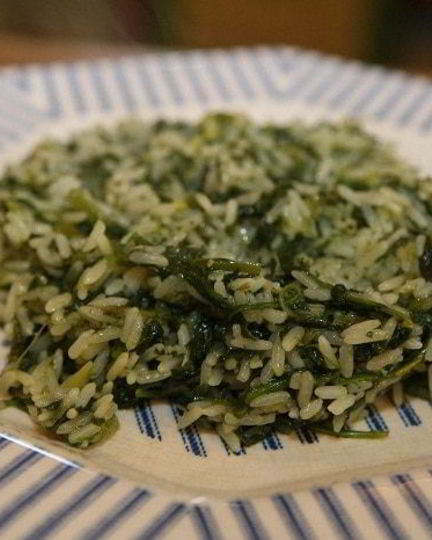 Рецепт зеленого плова со шпинатом и луком