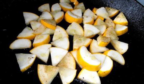 ароматное рагу с колбасками