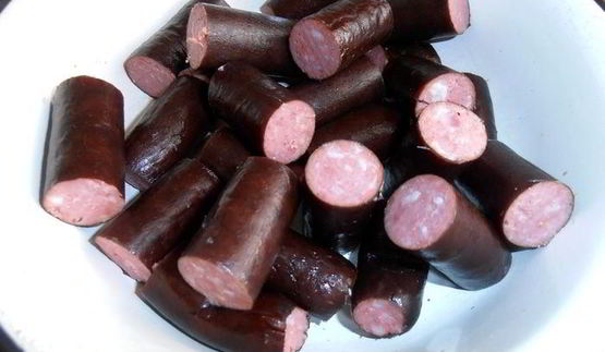 ароматное рагу с колбасками