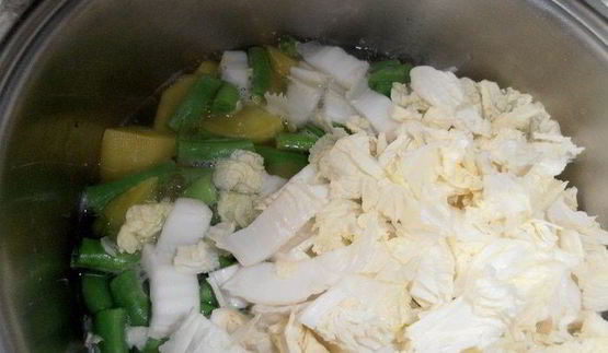 ароматное рагу с колбасками