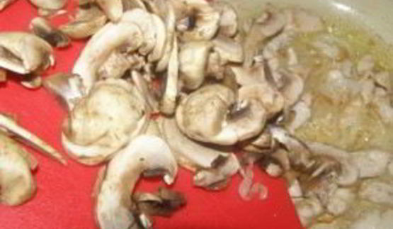 фрикасе из курицы с шампиньонами