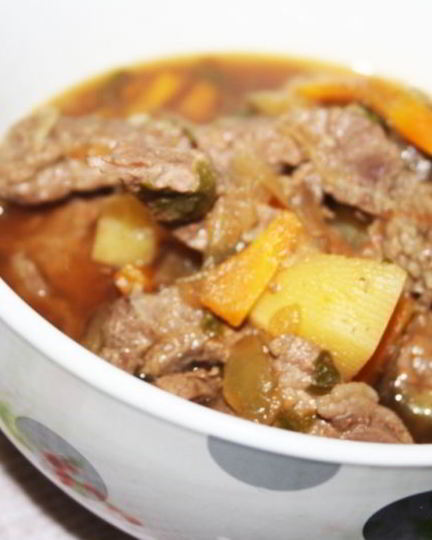 Рецепт летнего рагу с говядиной и печеными овощами с ароматом дымка