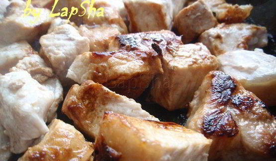 мясное рагу с соевыми бобами и орегано