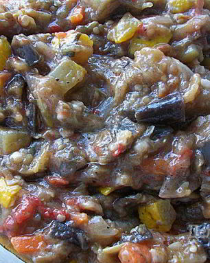 Овощное рагу с баклажанами и кабачками