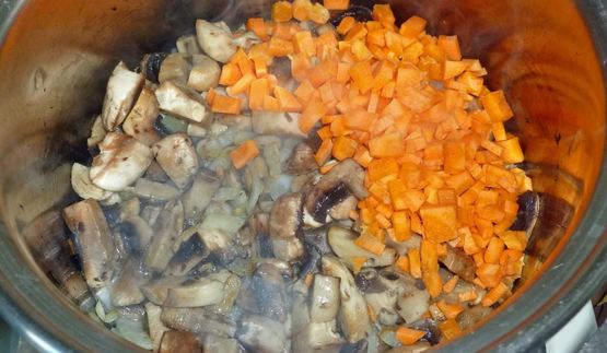 овощное рагу с грибами