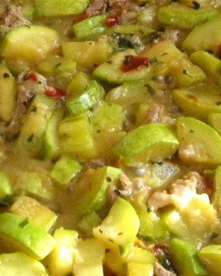 Рецепт овощного рагу с курицей, картофелеми грибами