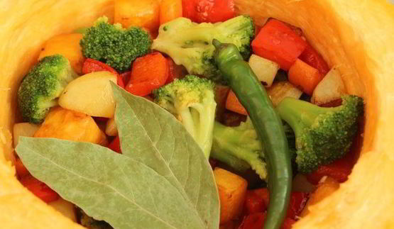 постное овощное рагу в тыкве