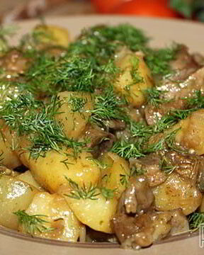 Рагу из куриных желудочков