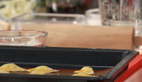 рагу из утки с апельсинами и слоеные закуски