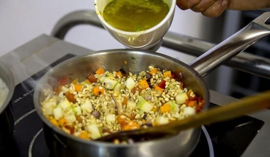 ризотто из перловки с овощами