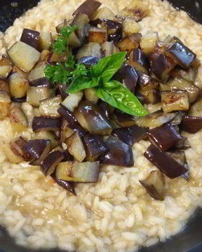 Ризотто с баклажаном и лимоном