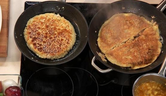 свиная отбивная с ризотто и яблочным чатни