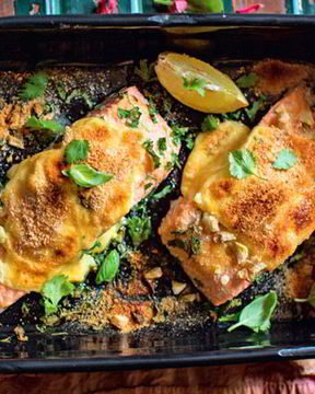 Форель в хрустящей корочке с моцареллой и базиликом