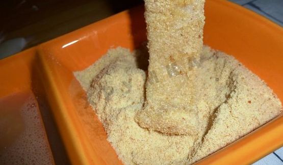 кальмары в панировочных сухарях хрустящие палочки