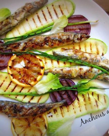 Рецепт мойвы-гриля с ароматом чеснока и лимона