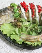 Щука фаршированная целиком