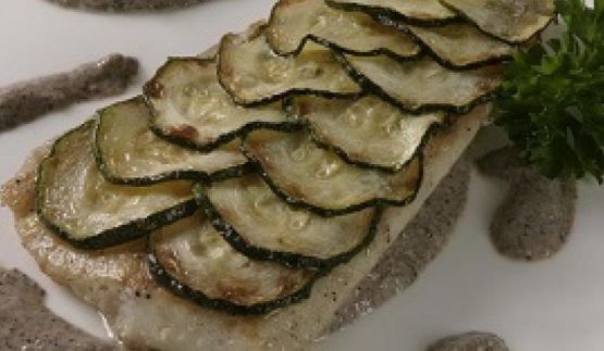 щука под чешуей из цукини