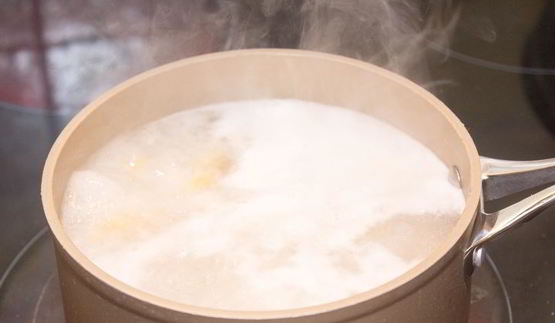 судак с пастой под сливочным соусом