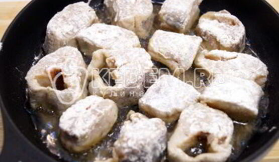 жареный минтай