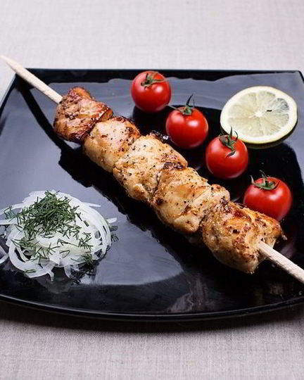 Рецепт шашлыка из курицы в чесночно-луковом маринаде