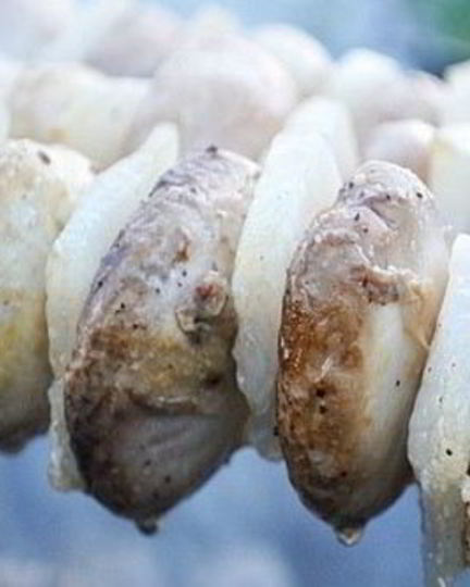 Рецепт шашлыка из шампиньонов с салом